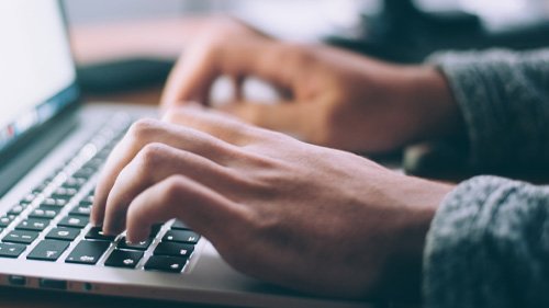 公司官网域名过期后，不续费会怎么样？