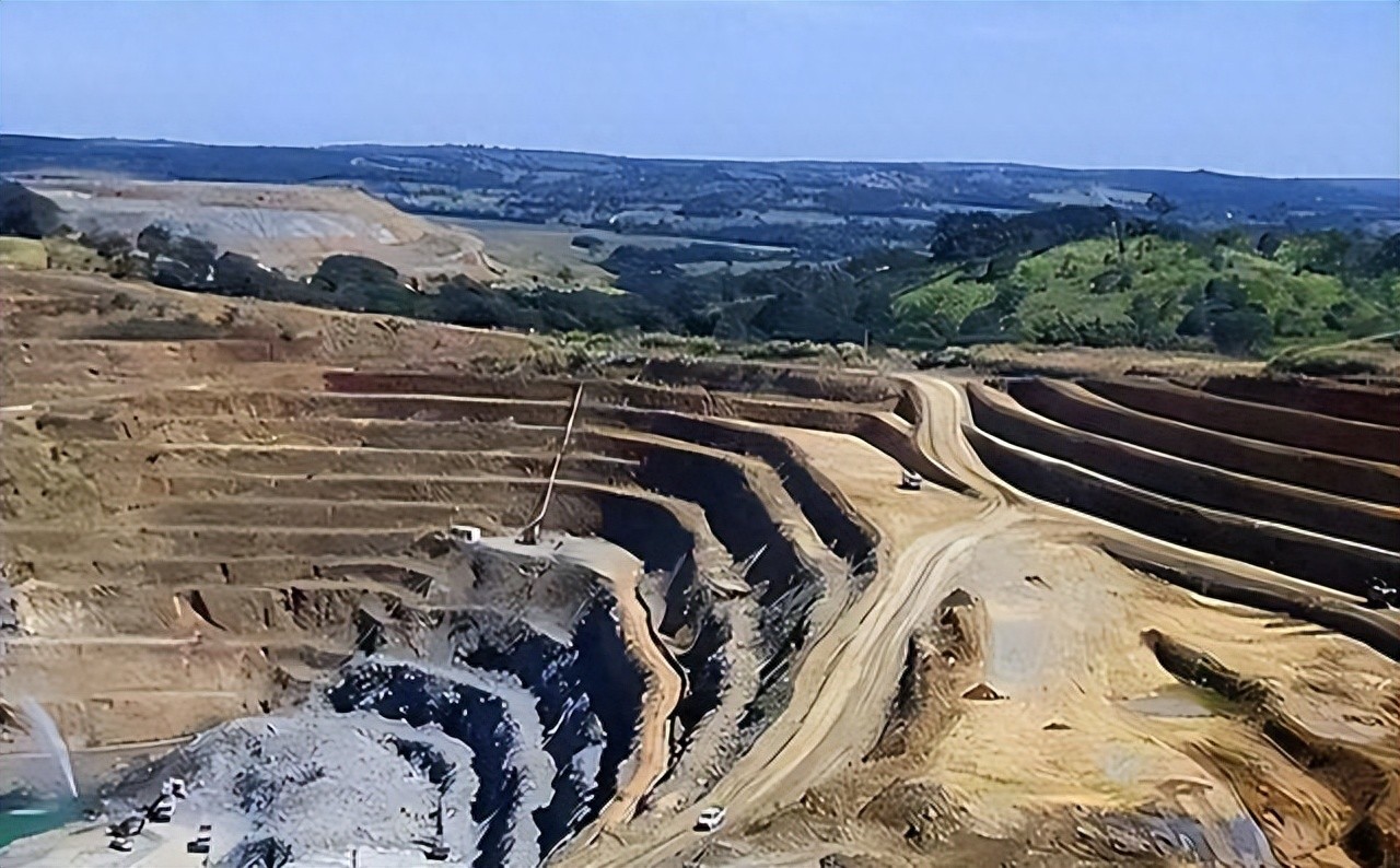 横跨4省长度2800公里！我国发现巨型锂矿，战略价值有多大？