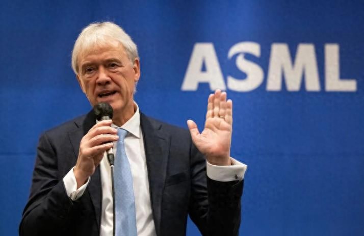 美专家：中国人不可怕，可怕的是他们买了光刻机，却不用来造芯片